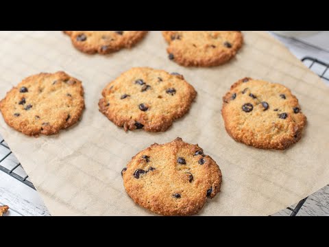 Keto Chocolate Chip Cookies Recipe - Delicious Low Carb Choc Chip Snack (1g Net Carbs Per Cookie)