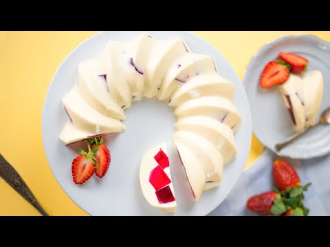 Keto Jello Ring Recipe - Vanilla Raspberry &amp; Cream Dessert - Super Low Carb &amp; Delicious (1g Carbs)