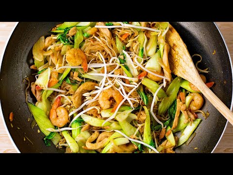 Keto Recipe - Stir Fry Singapore Noodles with Chicken &amp; Shrimp - (Low-Carb Healthy &amp; Easy)