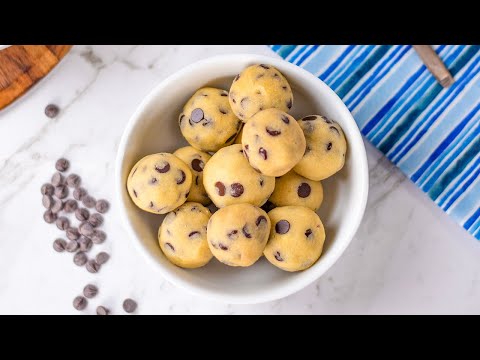 Keto Cookie Dough Recipe - Healthy &amp; Tasty, Vanilla / Choc Chip Fat Bombs - Low Carb (1g Net Carbs)