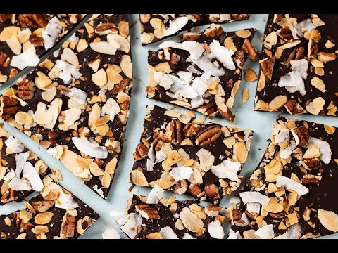 Keto Chocolate Bark Recipe - Almond &amp; Pecan Nut, Low Carb Snack / Dessert - No Bake (2g Net Carbs)