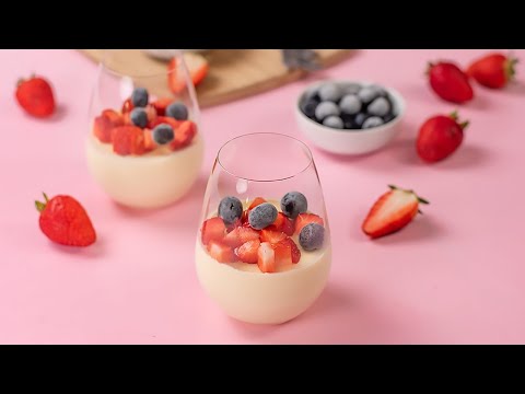 Keto Vanilla Panna Cotta Recipe - Tasty Low Carb Dessert with No Sugar Added (2g Net Carbs)