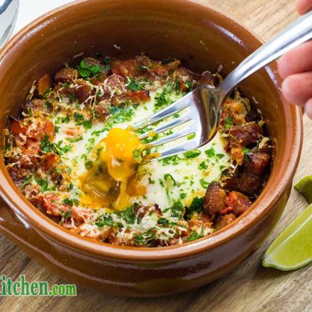 Low Carb Spanish Baked Eggs