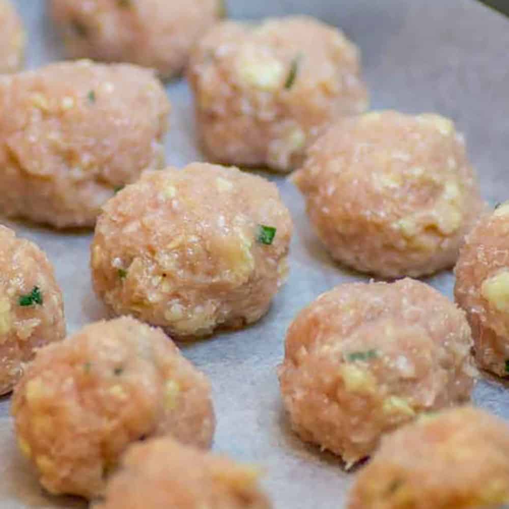 How to make Low Carb Chicken, Cheddar and Chives Meatballs