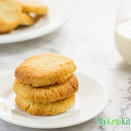 Keto Vanilla Shortbread Cookies