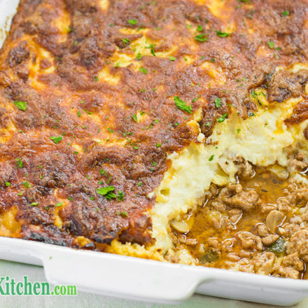 Low Carb Shepherd's Pie with Cheesy Cauliflower Topping