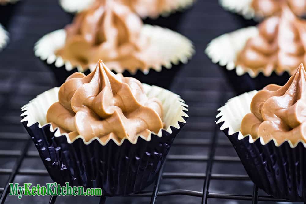 Sugar-Free Chocolate Cheesecake Kisses