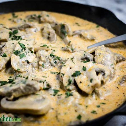 keto beef stroganoff recipe in skillet