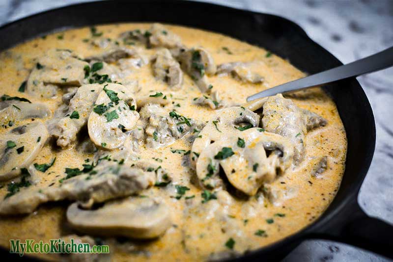 keto beef stroganoff recipe in skillet