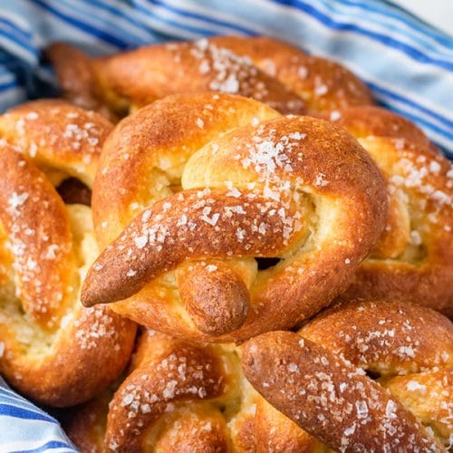 keto soft pretzels