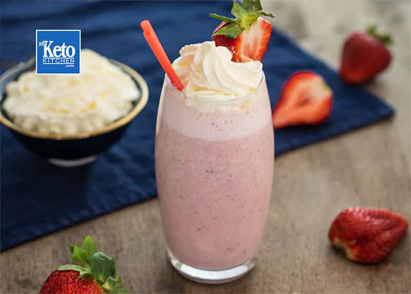 Keto Strawberry Smoothie Low-Carb Recipe