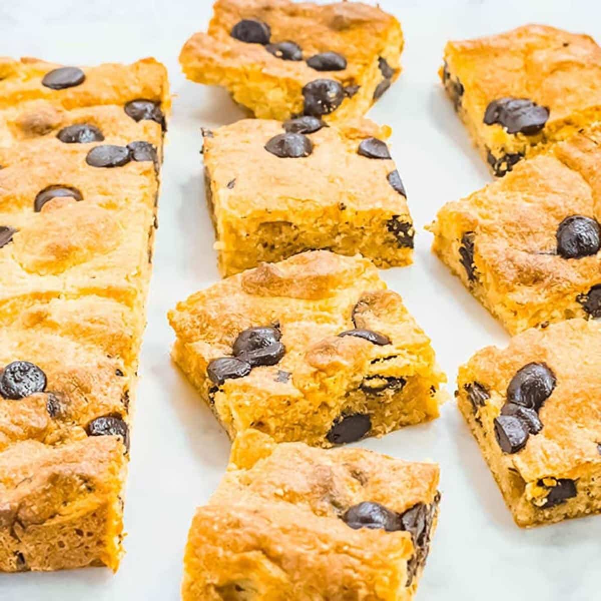 Keto blondies on baking paper.