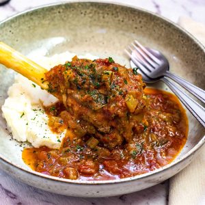 Keto lamb shanks