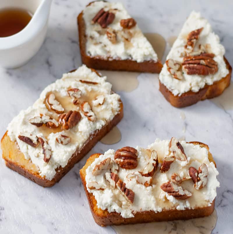 Keto Maple Ricotta Toast - low carb breakfast recipe