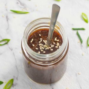 Keto-Teriyaki-Sauce - zuckerfreies japanisches Saucenrezept