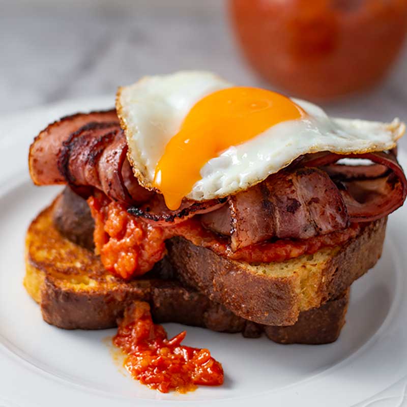 Keto Bacon & Egg Sandwich Ingredients - easy breakfast recipe