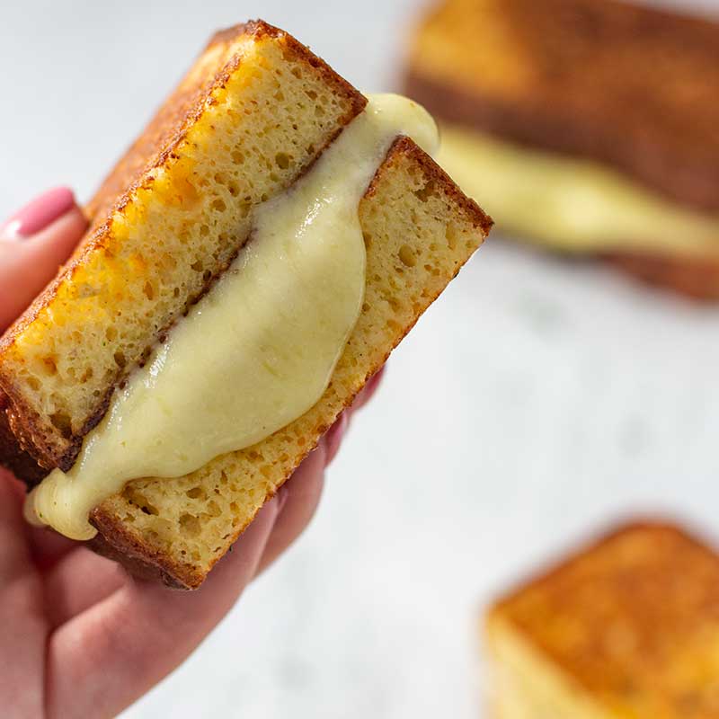 Keto Grilled Cheese Sandwich Ingredients - easy gluten free cheese toastie recipe