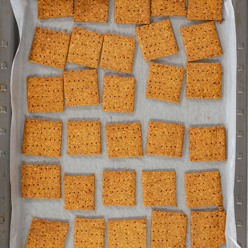 How to make Keto Graham Crackers - easy sugar free recipe