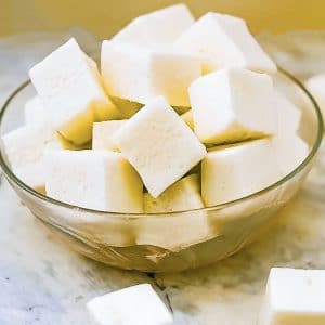 Homemade keto marshmallows