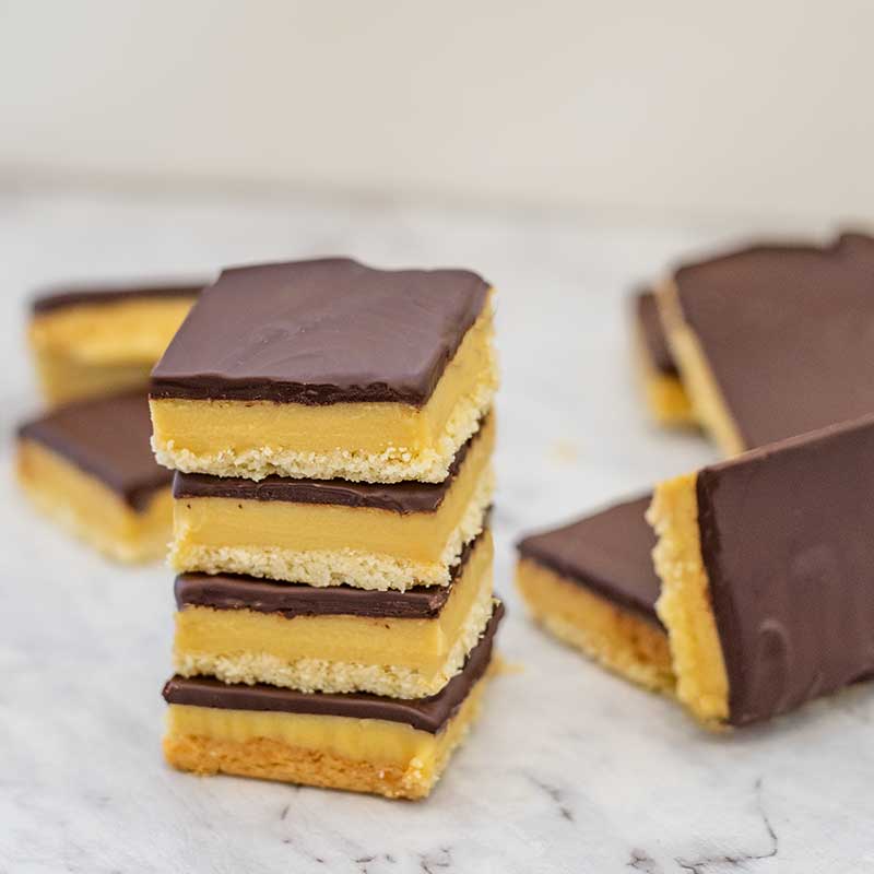 Keto Millionaire's Shortbread - sugar free caramel slice recipe