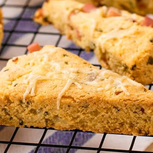 keto cheese scones