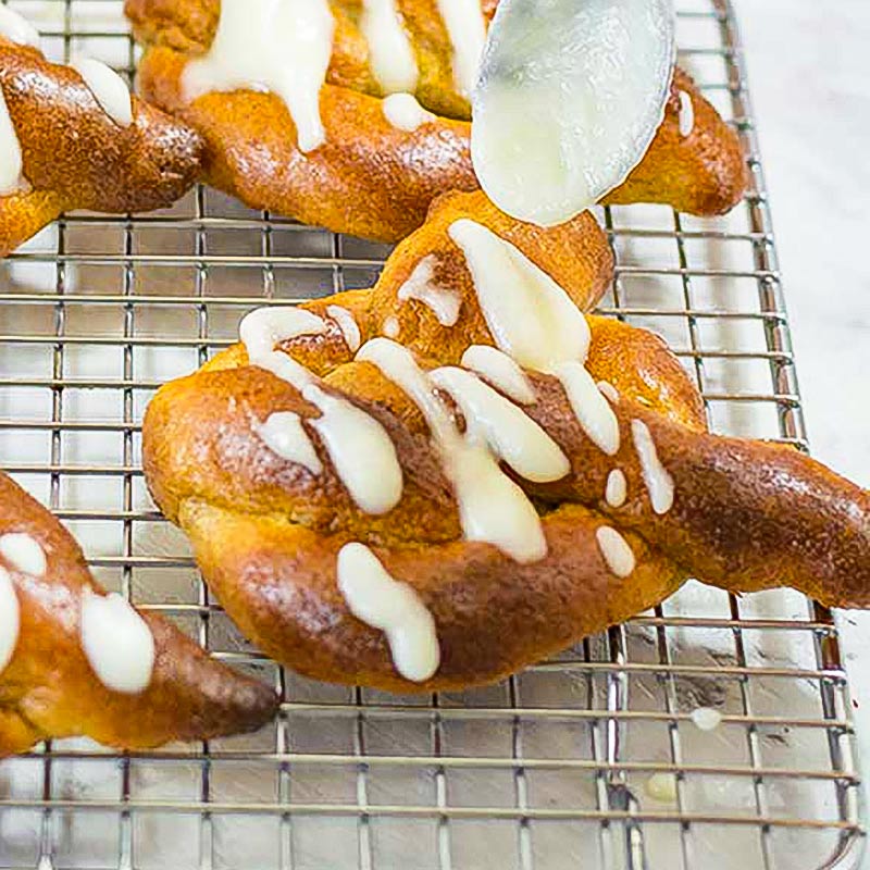 Homemade keto cinnamon pretzels