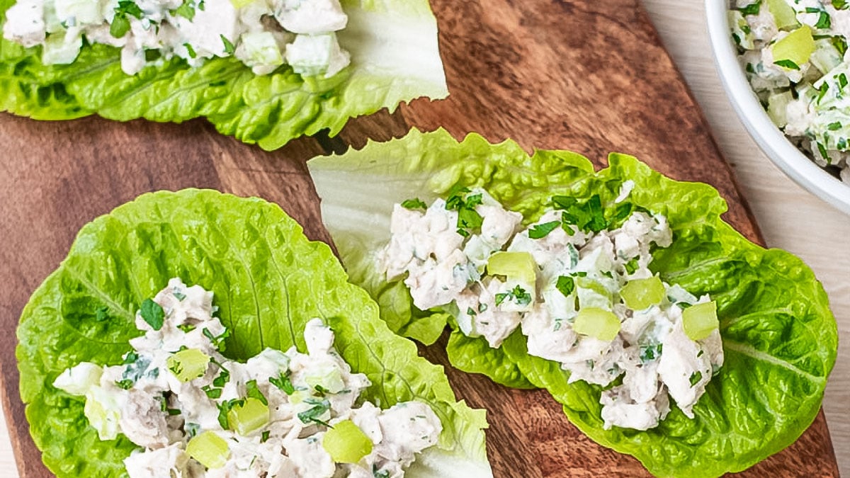 Easy Keto Chicken Salad Recipe (1g Carbs) - Delicious