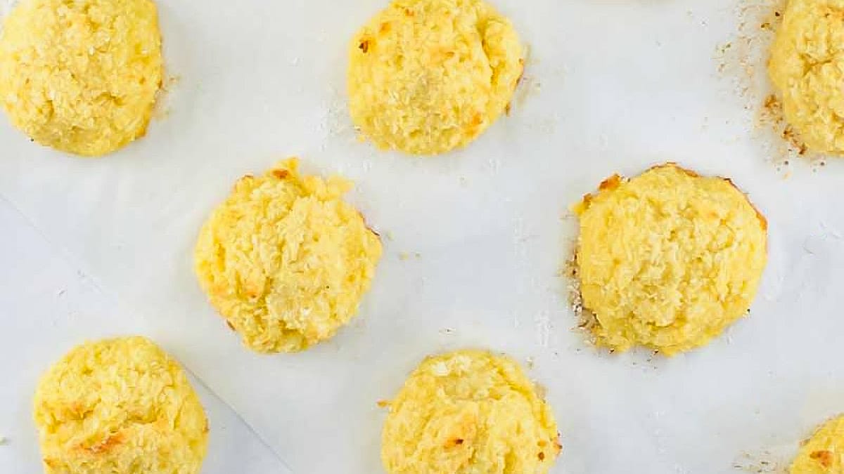 Keto Coconut Macaroons