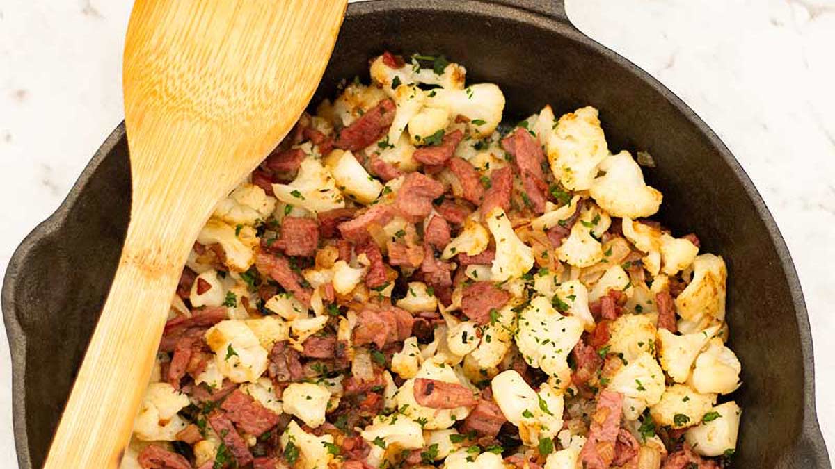 Keto Corned Beef Hash Recipe - Crispy Low Carb Breakfast