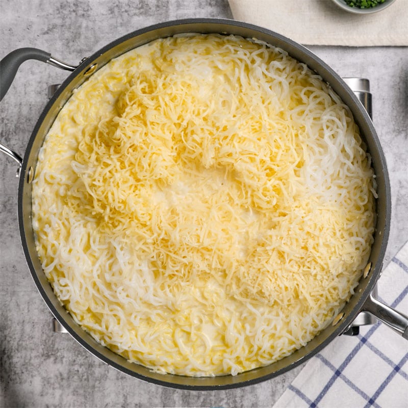 Keto Cheesy Pasta Ingredients in a frying pan