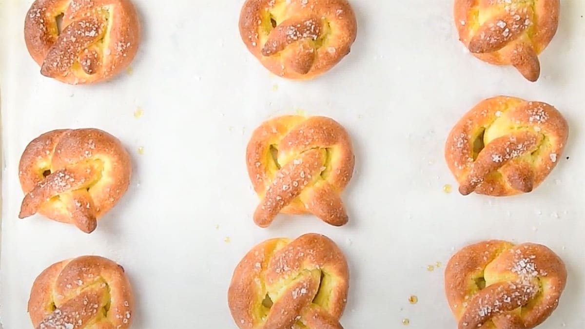 Keto Pretzels Recipe The Original Soft Pretzel Version Yum!