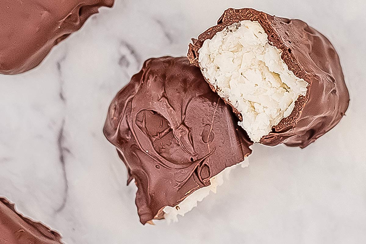 The Best Keto Bounty Bars Recipe (3g Carbs) by My Keto Kitchen