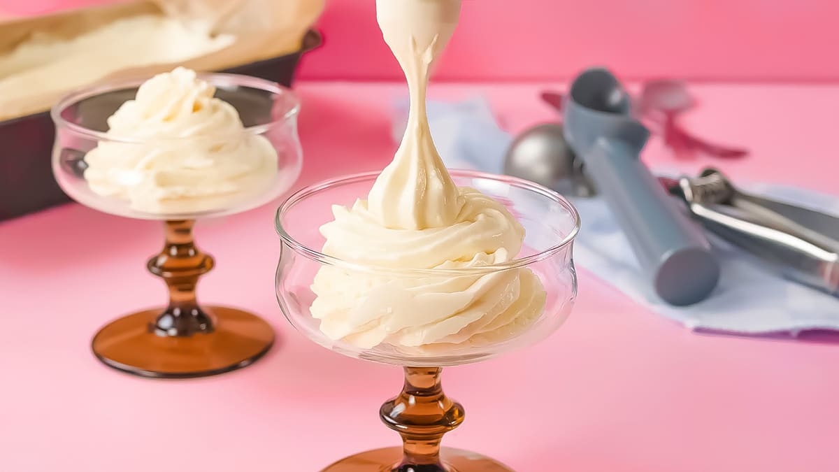 The Best Sugar-Free Soft Serve Ice Cream Recipe (1 Gram Carbs)