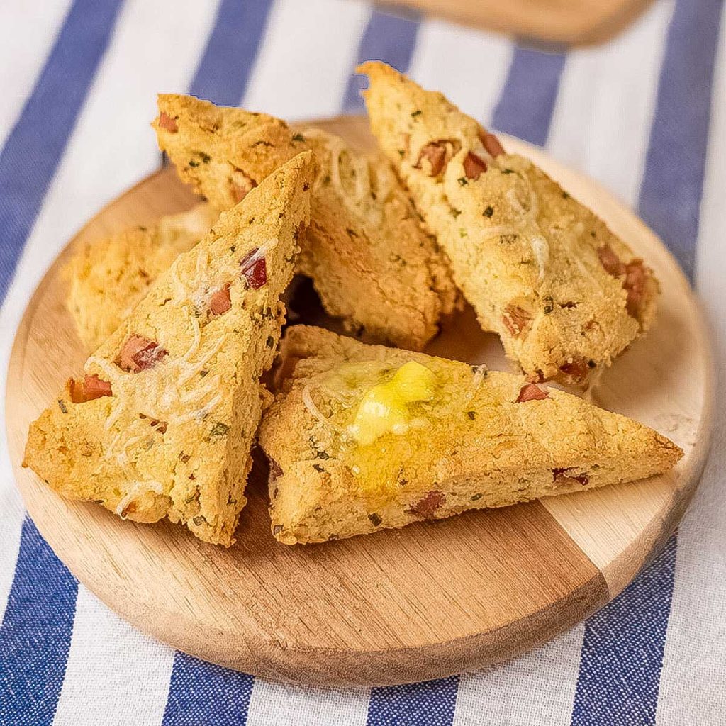 Keto cheese ham scones