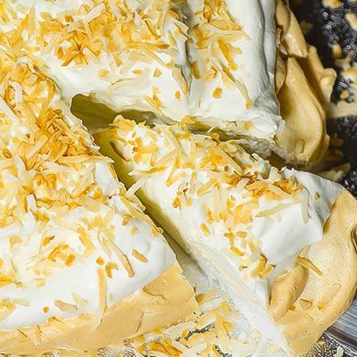 Keto Pavlova Recipe (1g Carbs)