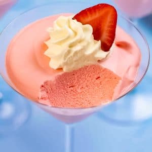 Keto strawberry mousse recipe.