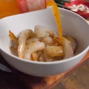 Tangy garlic shrimp recipe step 1.