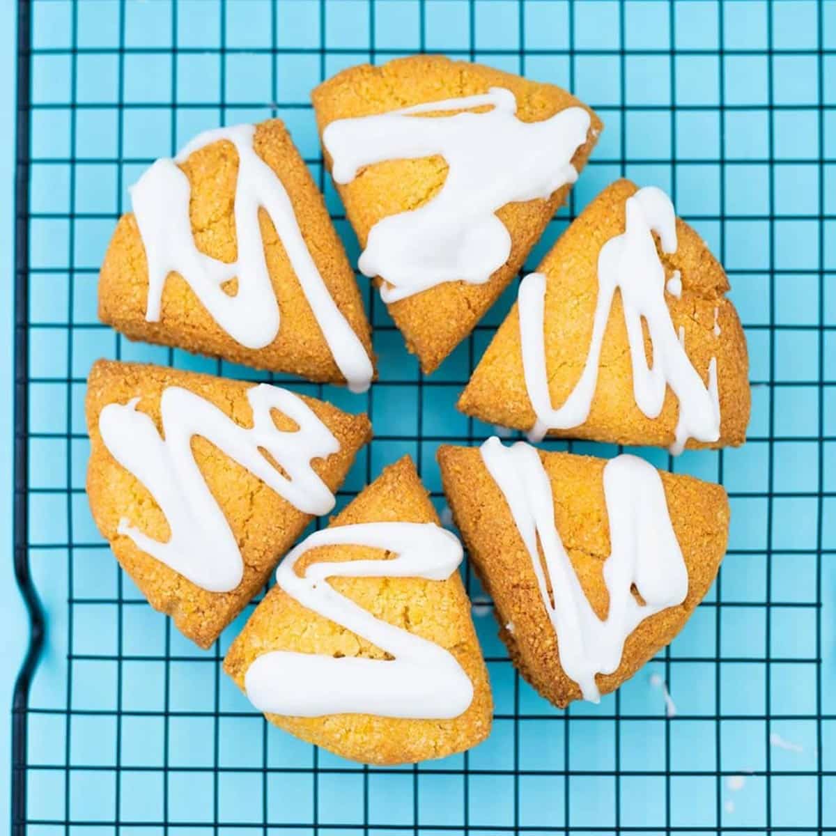 Keto scones on a cooling rack.