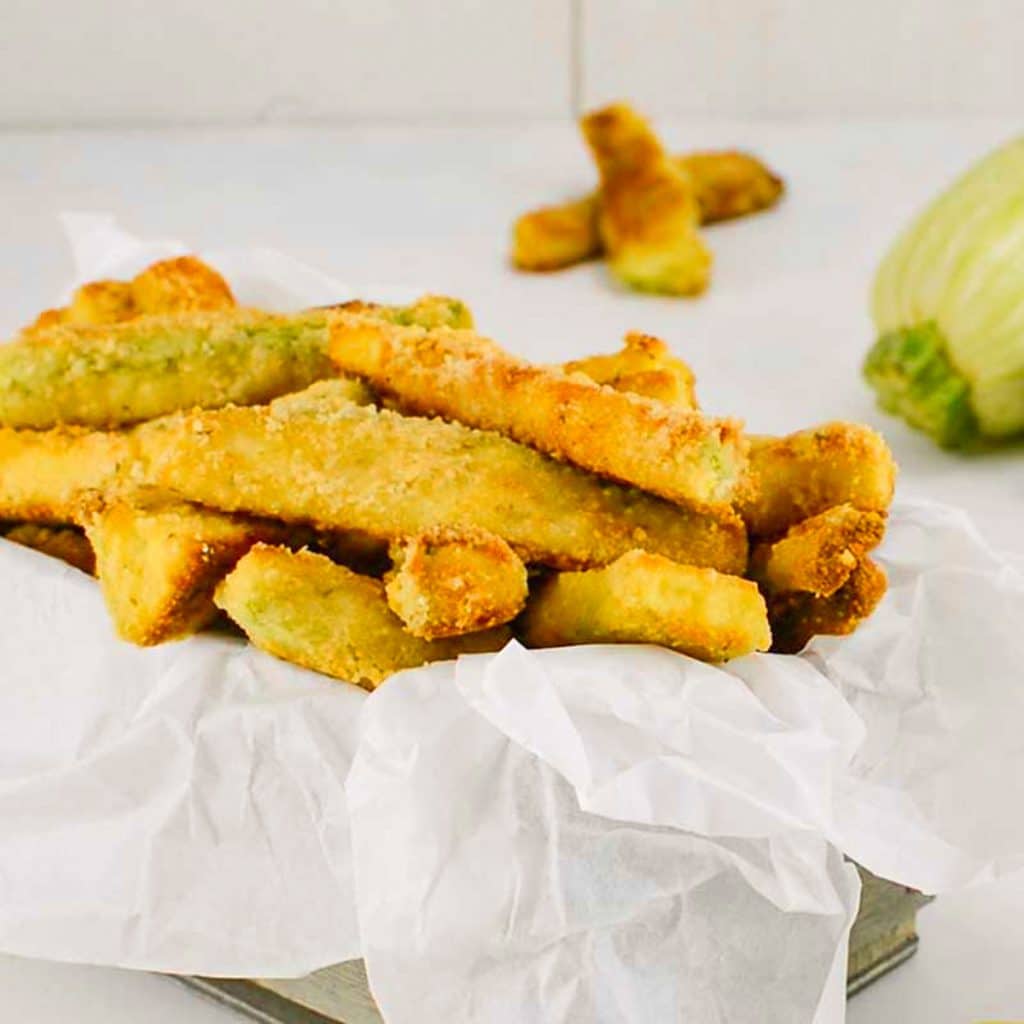 Zucchini fries in a basket.